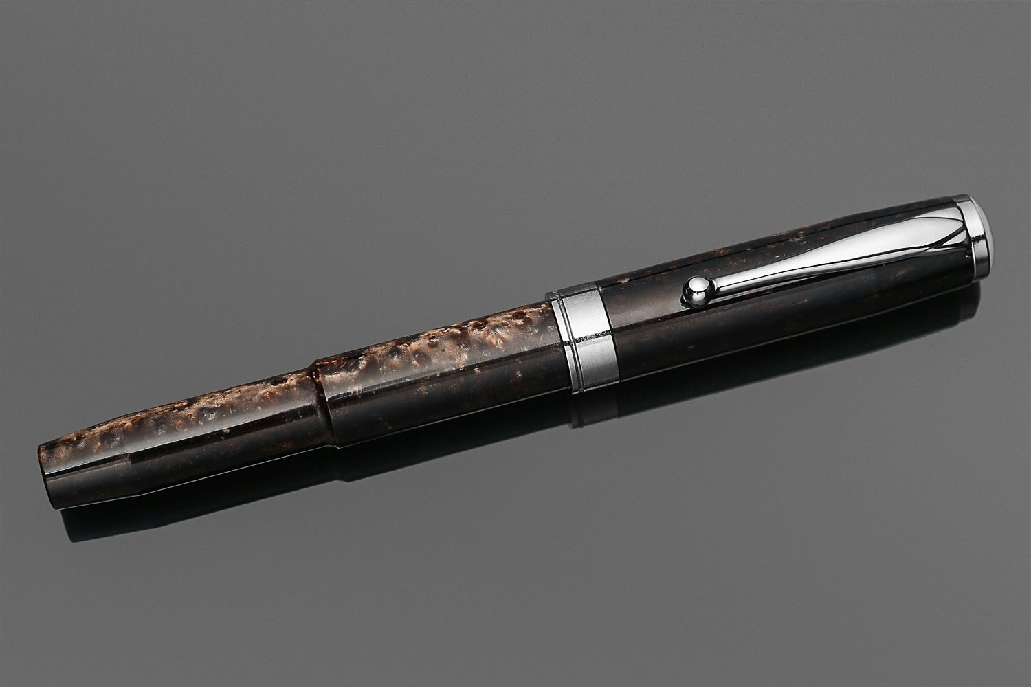 Italix English Curate Fountain Pen