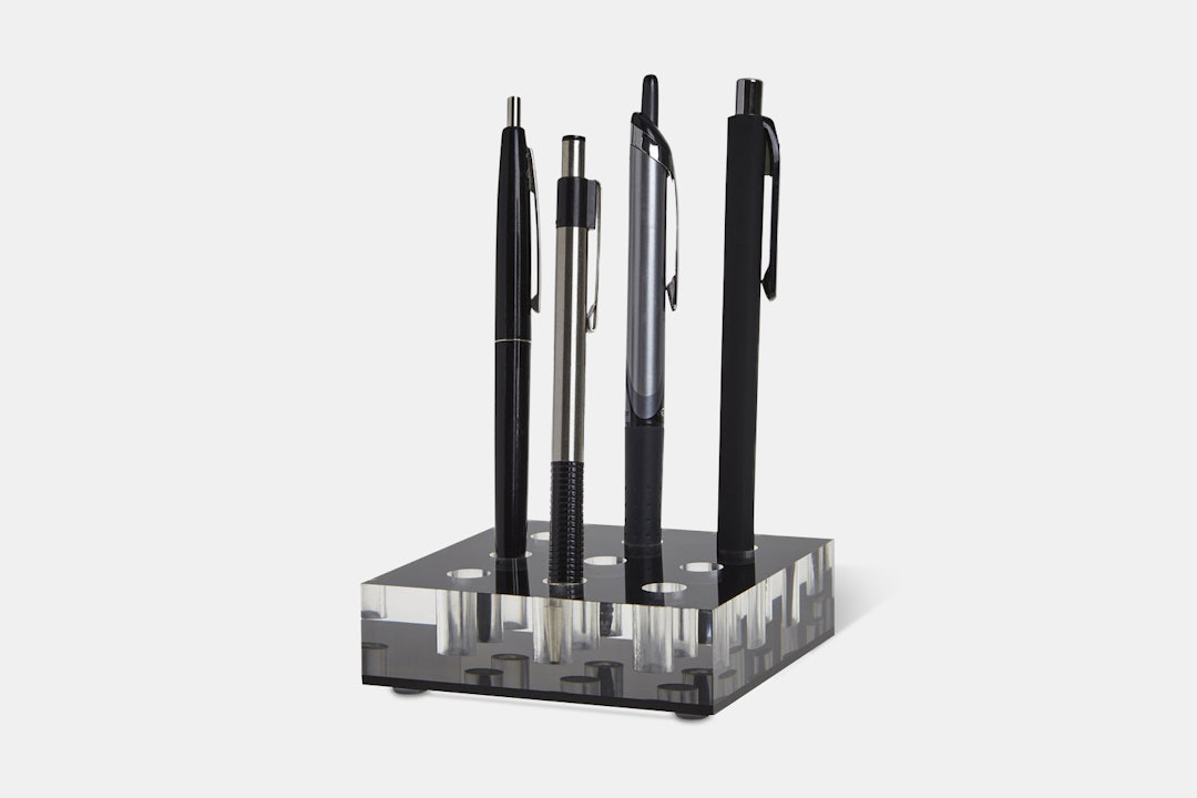 JR William Acrylic Pen Stand