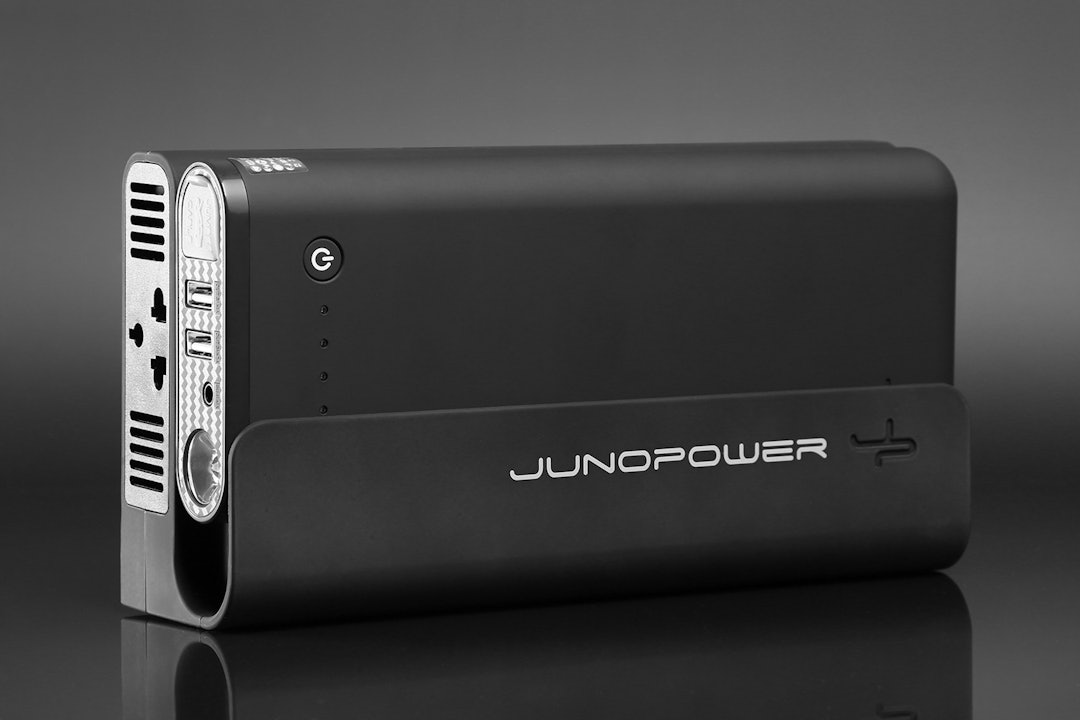 Juno Power Jumper Powerbank & Jump Starter