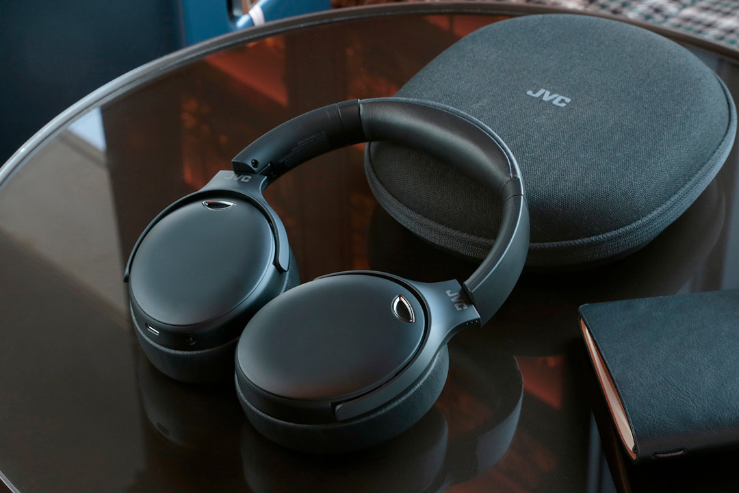JVC HA-S100N Hybrid Noise-Canceling Wireless Headphones