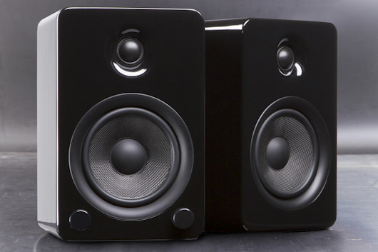 Kanto YU5 Speaker System