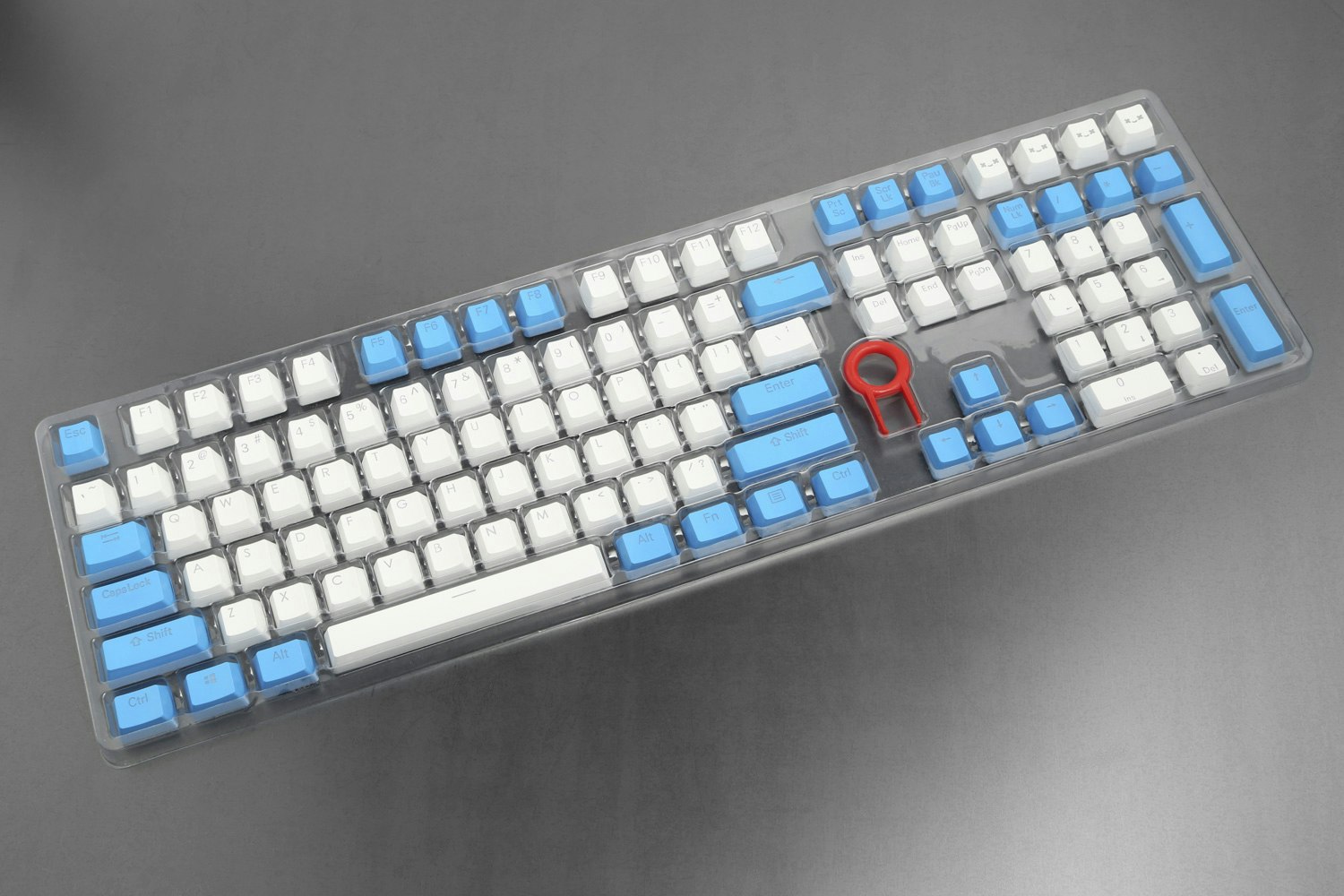 https://massdrop-s3.imgix.net/product-images/kc-backlit-doubleshot-pbt-keycap-set/MD-21488_20160607103334_3776303e35b70ff8.jpg?auto=format&fm=jpg&fit=max&w=894&h=776&dpr=1&q=80