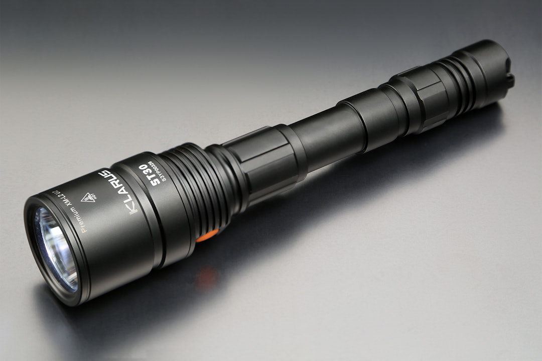 Klarus ST30-U Flashlight