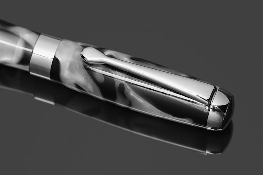 Lanier E420 Marbled Fountain Pen