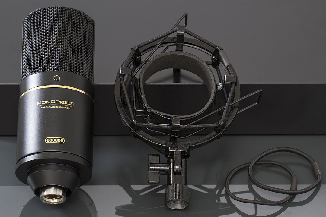 Monoprice Large Diaphragm Studio Microphone