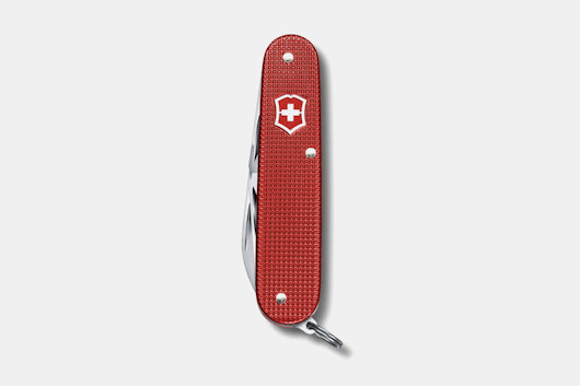 Limited-Edition Victorinox Alox Knives: Berry Red