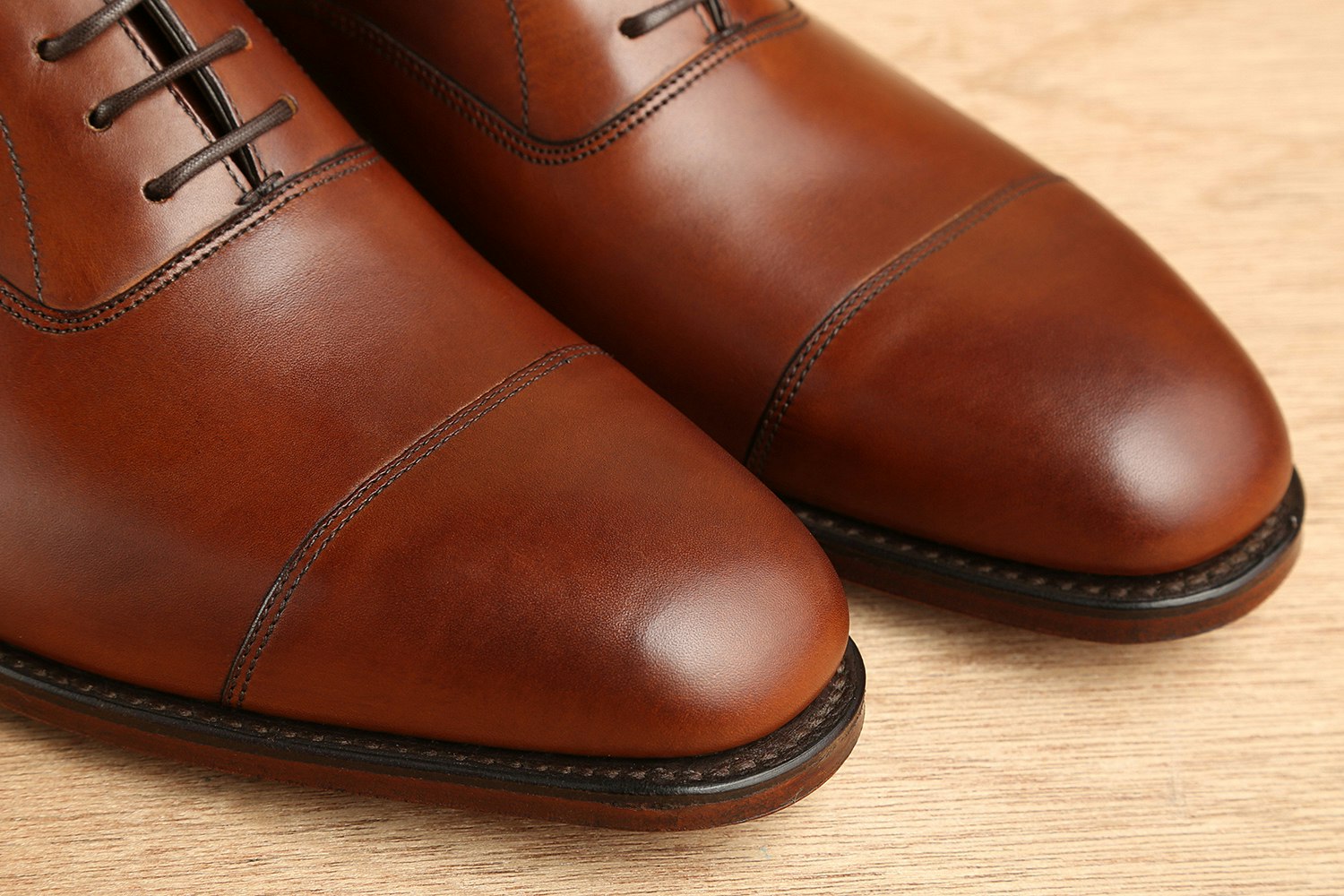 loake 1880 aldwych captoe oxford