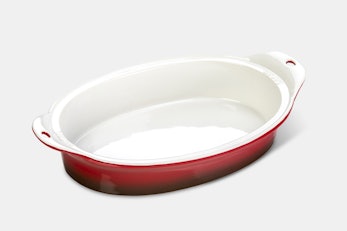Oval 8" x 11.75" Baker – Red (+$1)