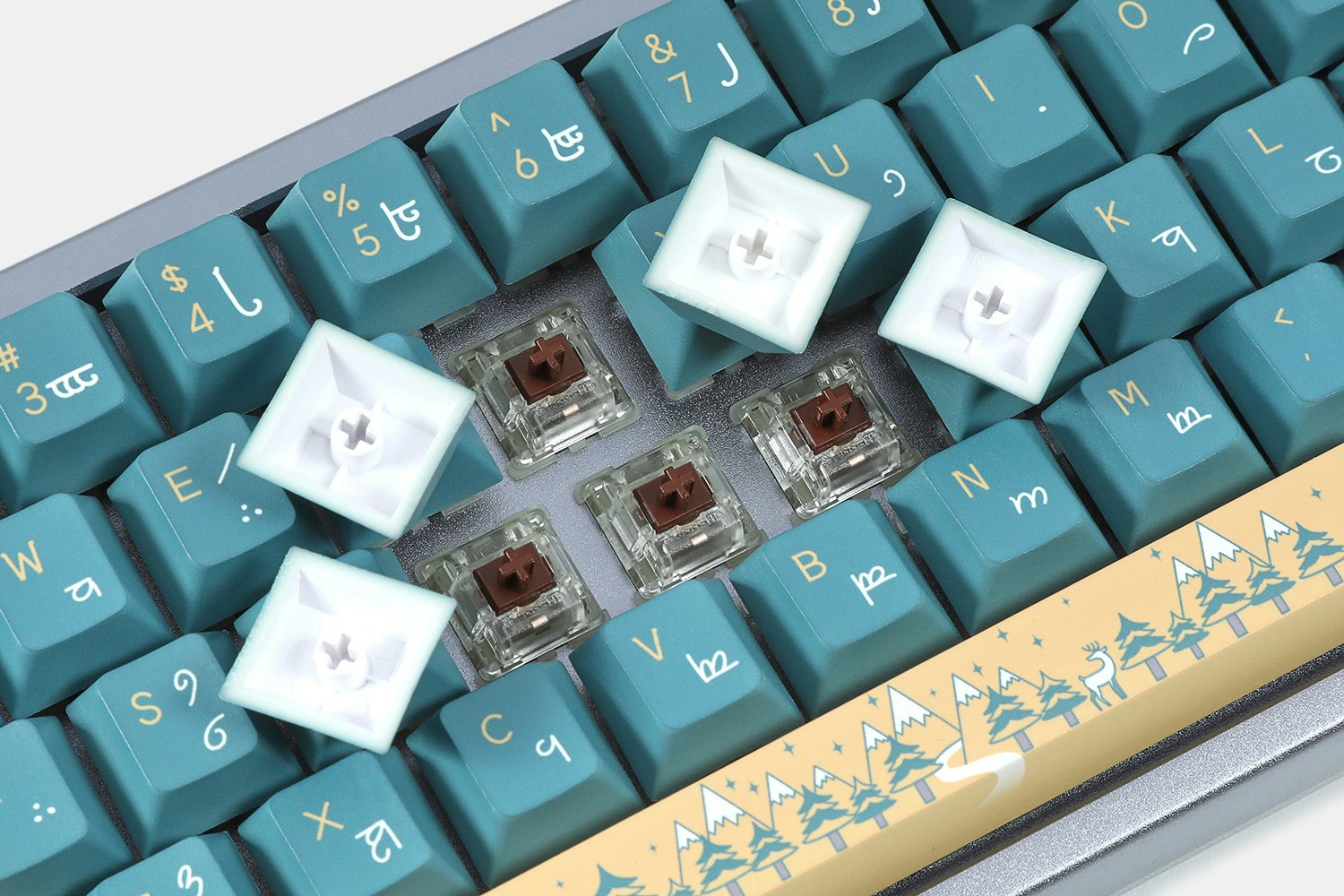 Lugoo Deer in Woods PBT Dye-Subbed Keycap Set