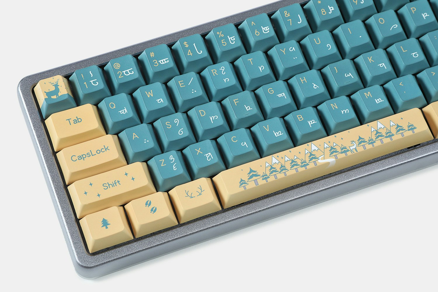 Lugoo Deer in Woods PBT Dye-Subbed Keycap Set