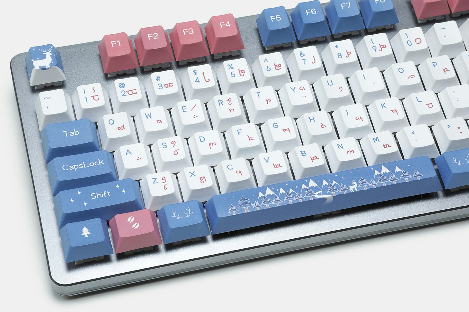 LUGOO Deer in the Woods Winter Frost PBT Keycap Set