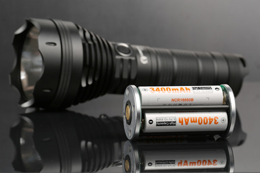 Lumintop SD75 4000-lumen Flashlight