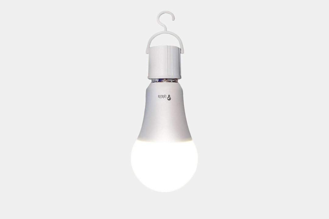 LyfeLite 800-Lumen LED Light Bulbs (8-Pack)