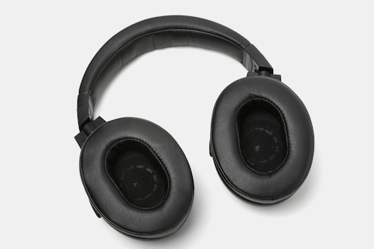 M&O MOOH-BE00BT Headphones