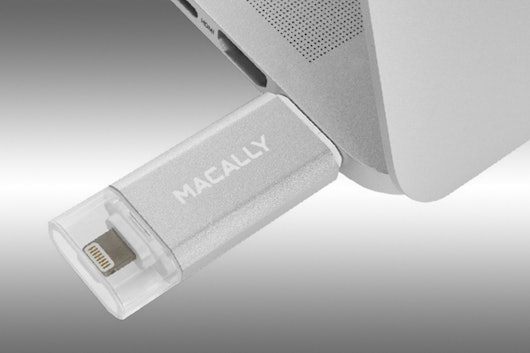 Macally 64GB Lightning/USB Flash Drive