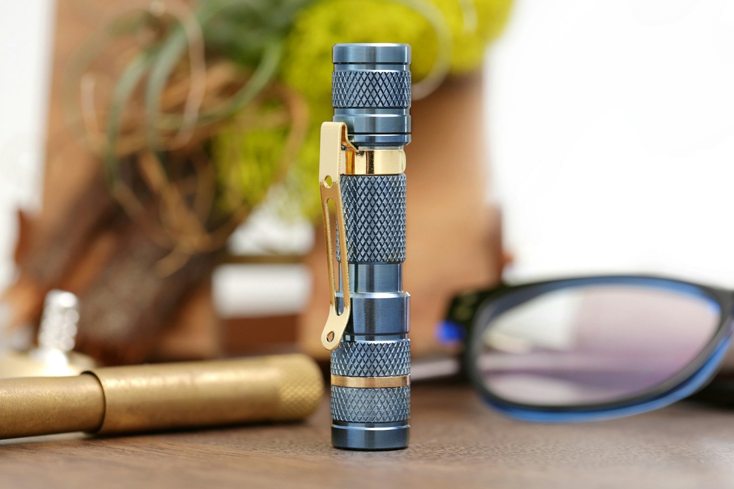 Drop Blue Titanium AAA Flashlight