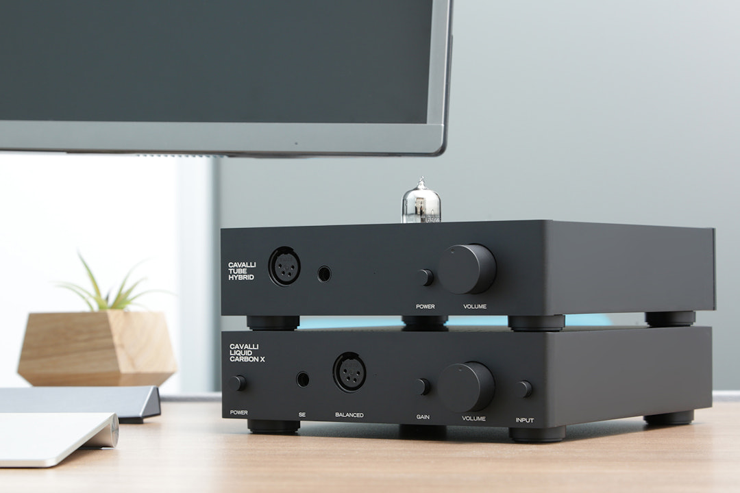 Massdrop x Alex Cavalli Liquid Carbon X Amp