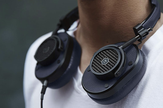 Master & Dynamic MH40 Headphones