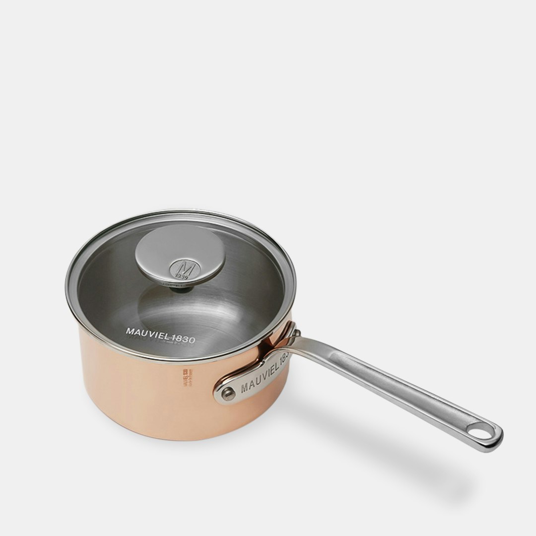 https://massdrop-s3.imgix.net/product-images/mauviel-m-150-copper-sauce-pans/MD_63707_20180717_043452.png?bg=f0f0f0