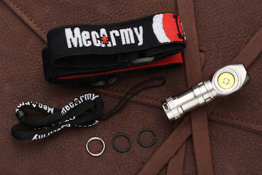 MecArmy FM11 Flashlight