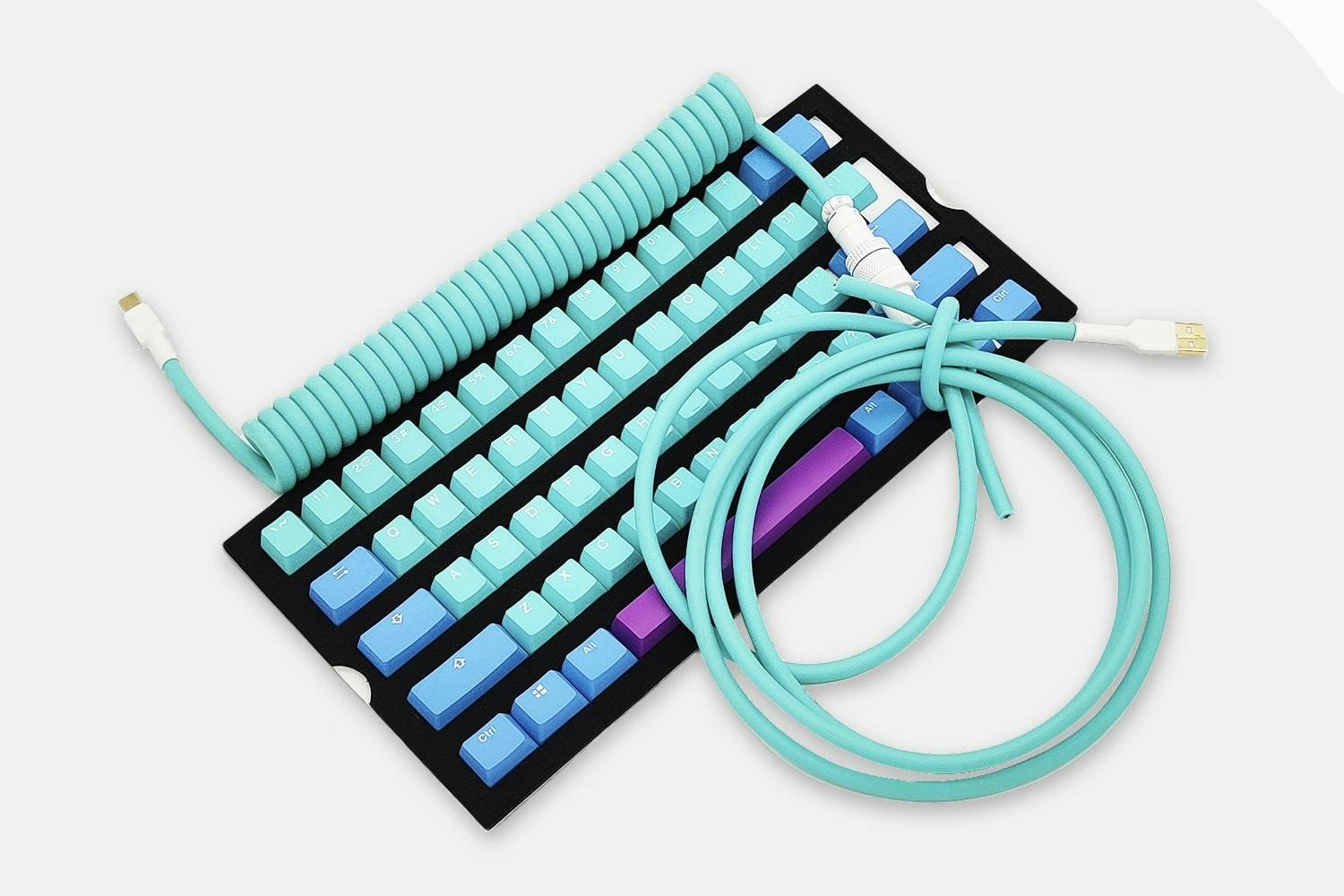 Mechcables Seafoam Custom Coiled Aviator USB Cable