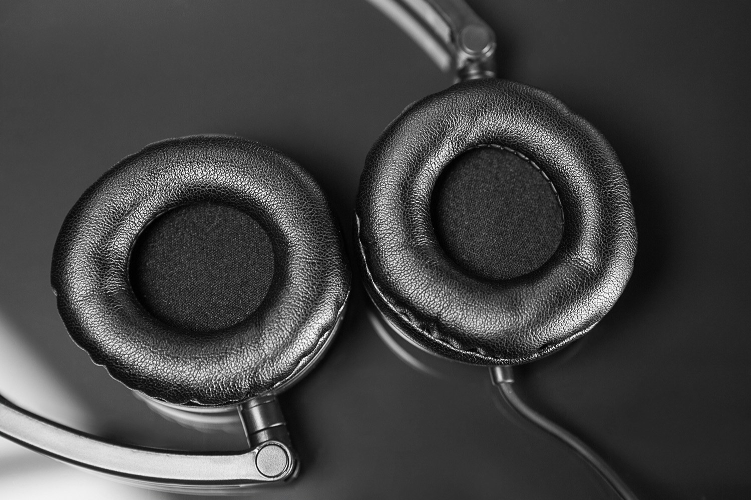 Mee Audio HT-21 Portable Headphones