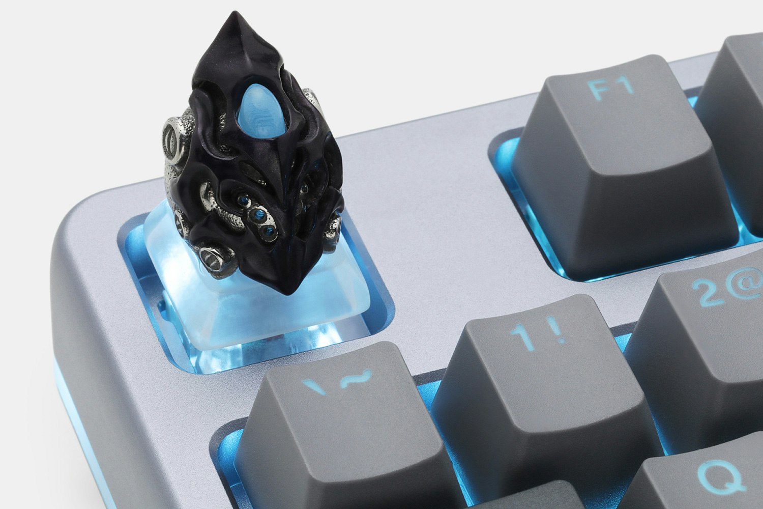MEMEDA Mechanical Armor Artisan Keycap