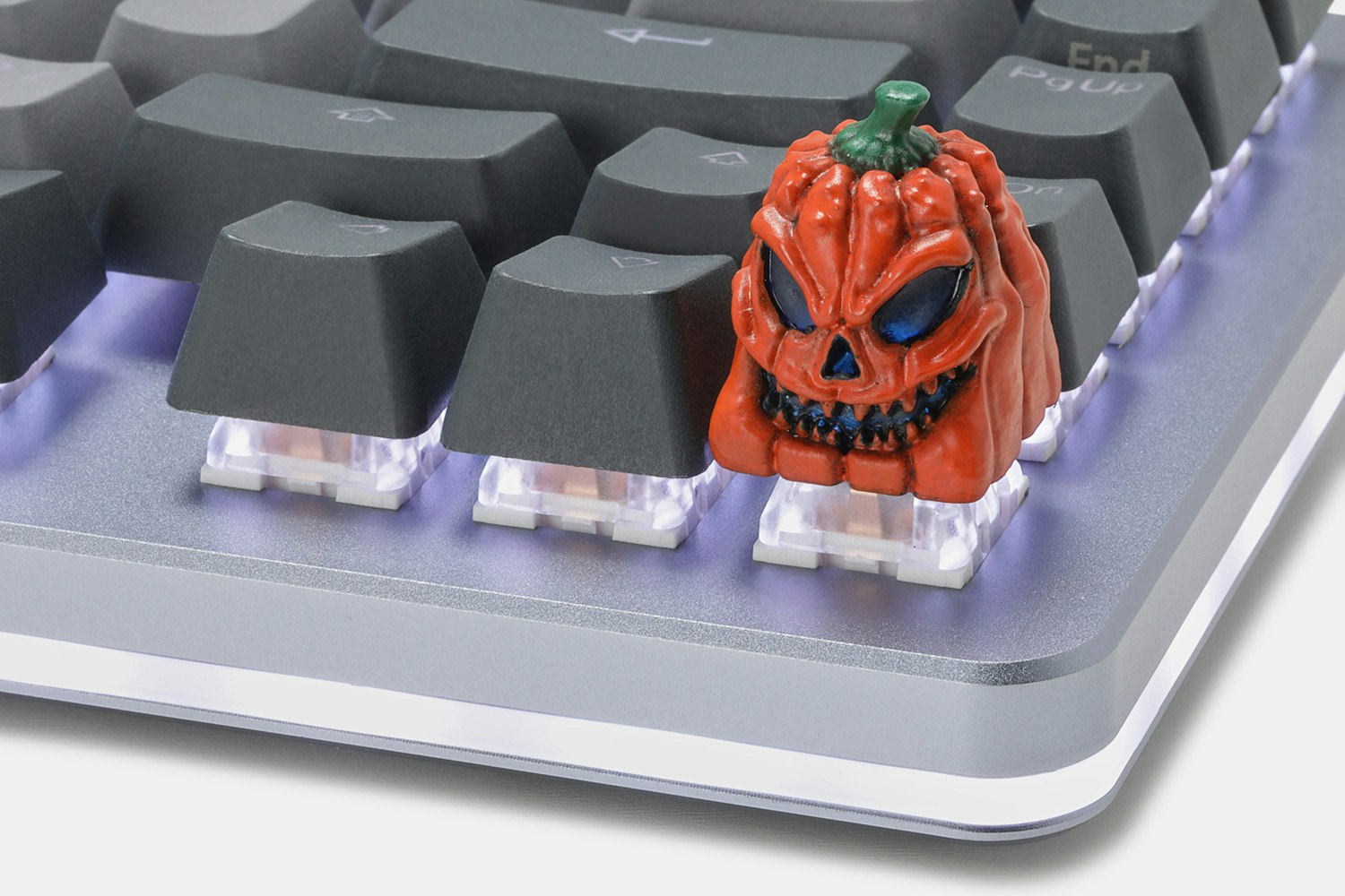 MEMEDA Scary Night Artisan Keycap