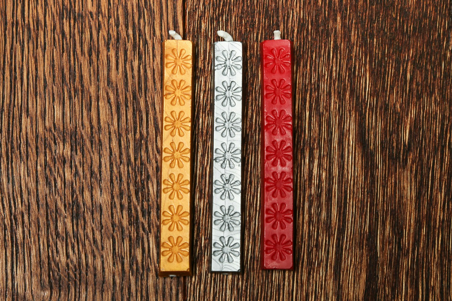 Harvest Gold, Red, Silver