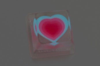 MMCaps Frozen Heartbeats Resin Artisan Keycap