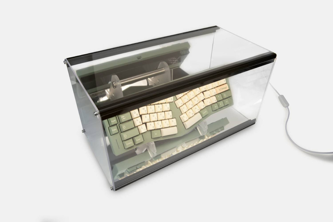 MOMOKA Aluminum Metal Keyboard Display Case
