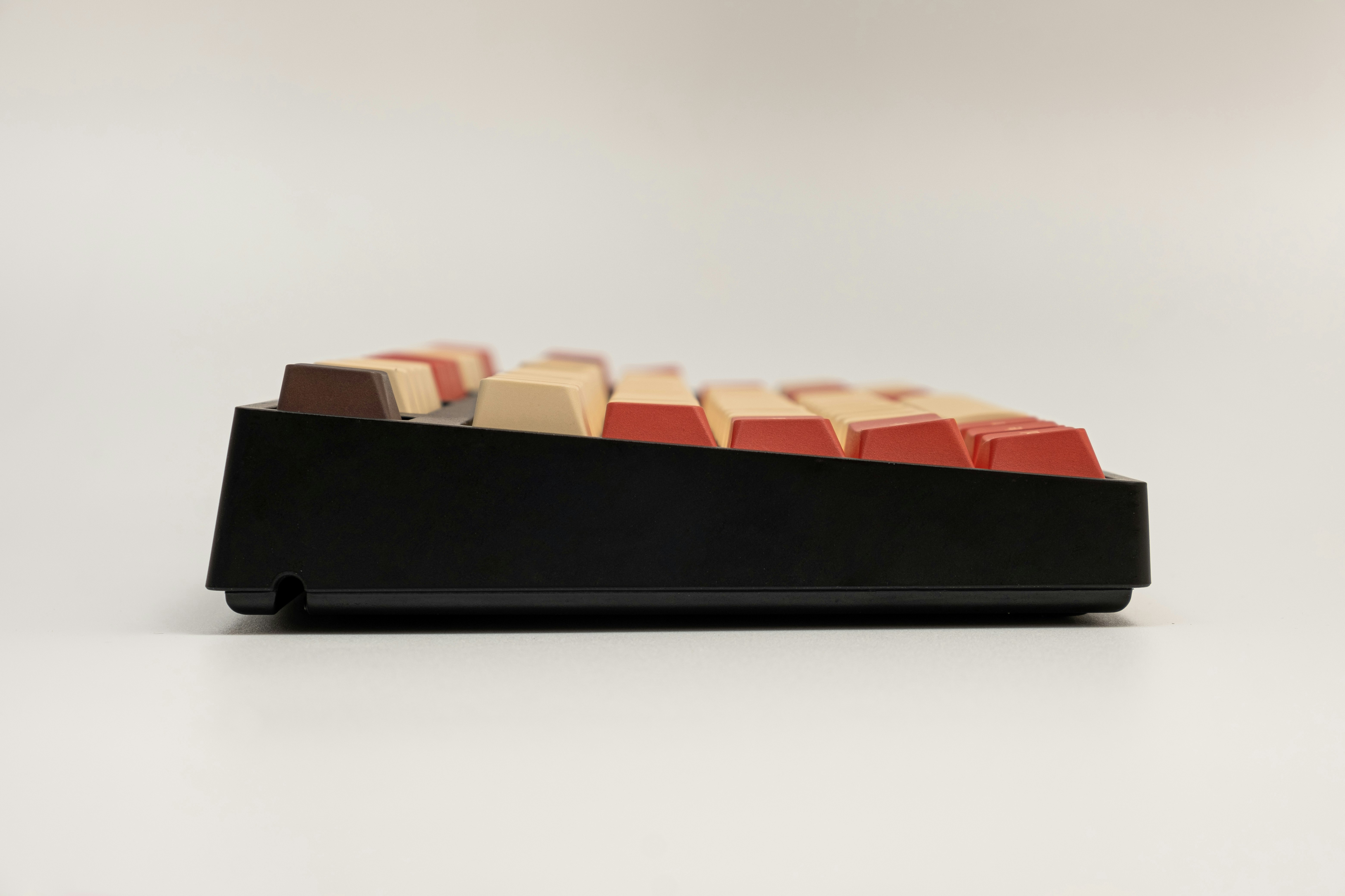 MOMOKA Spark Dye-Subbed PBT Cherry Keycap Set