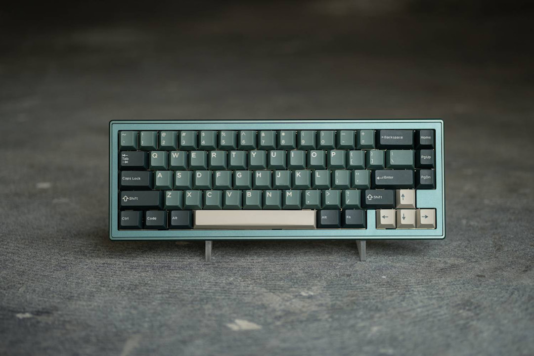 MOMOKA Zoo65 Barebones Gasket Mount Keyboard Kit