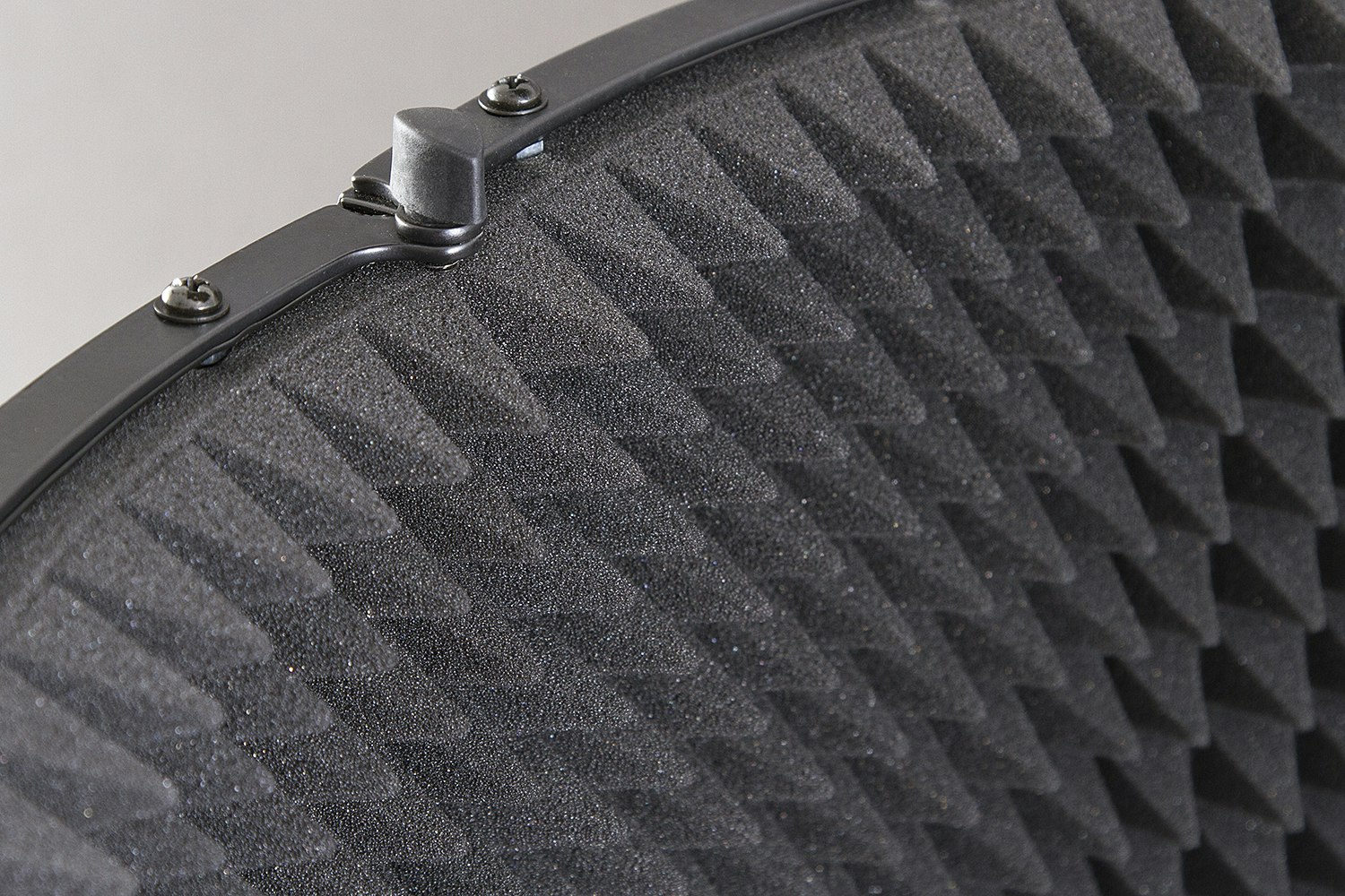 Monoprice Microphone Isolation Shield