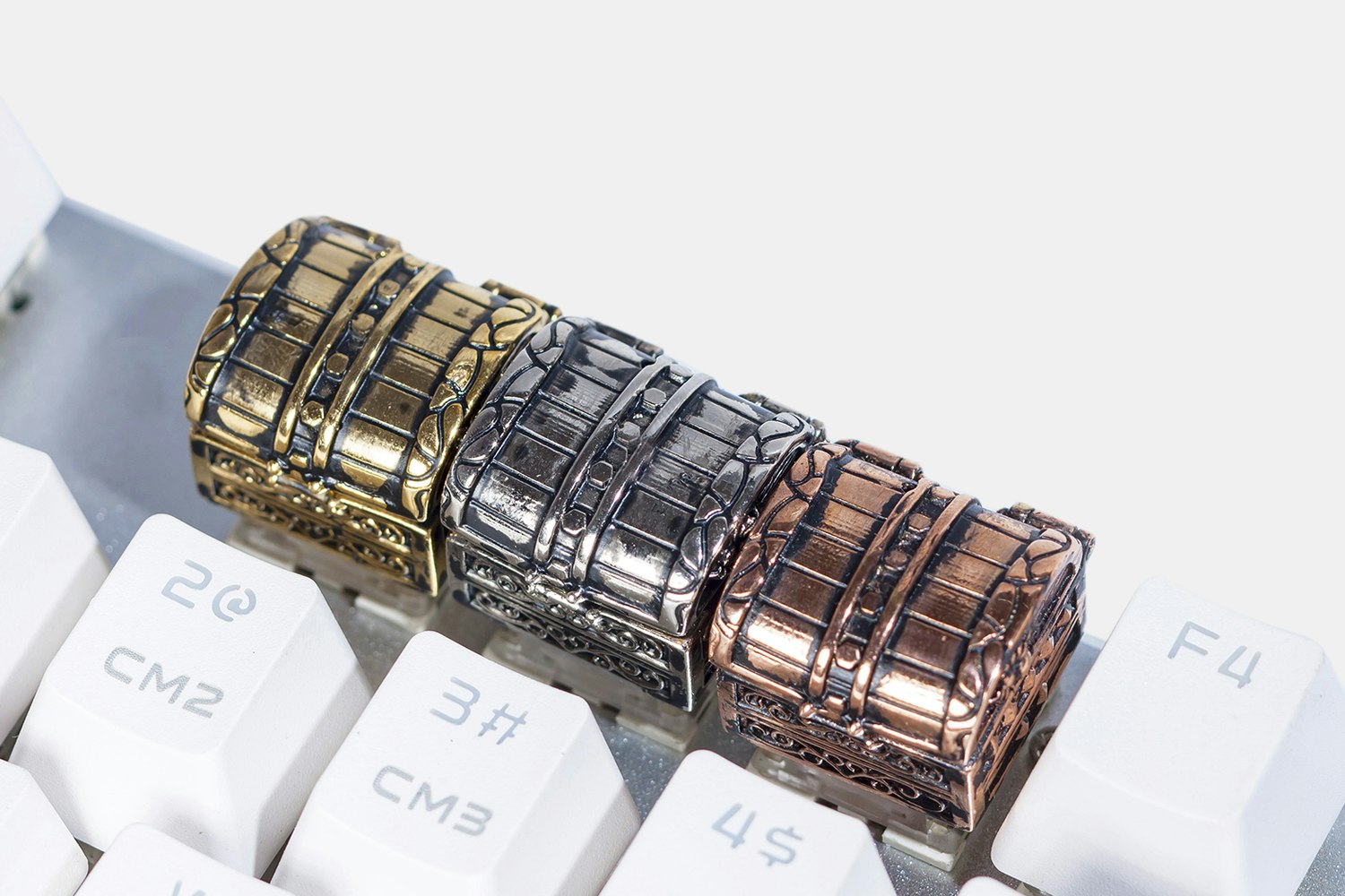 Moon Key Treasure Chest Artisan Keycap