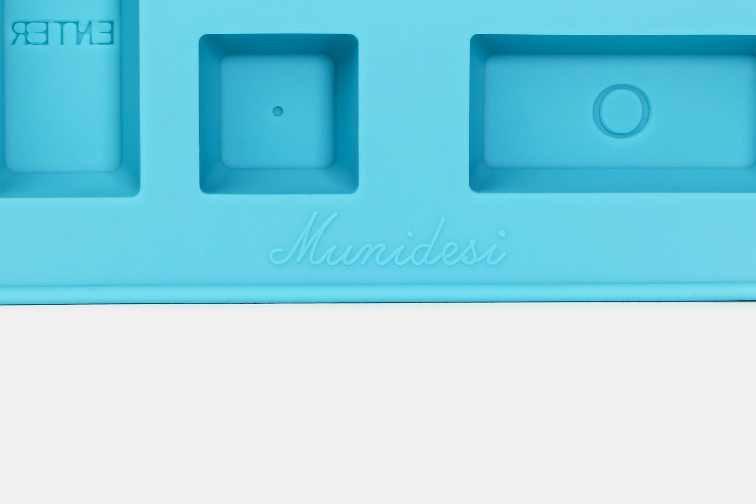 Munidesi SA Keycaps Silicone Ice Tray (2-Pack)