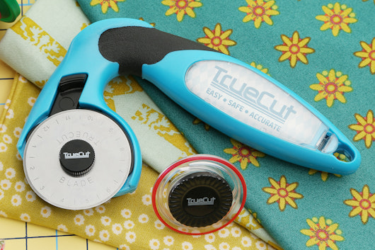 My Comfort Rotary Cutter Bundle