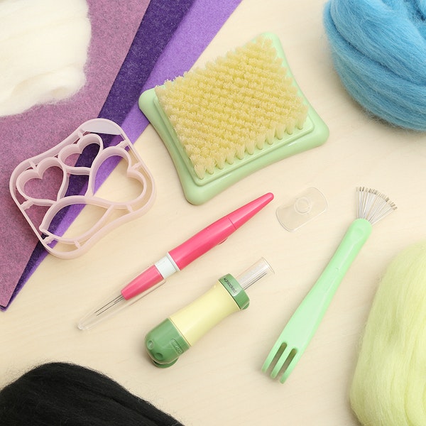 Needle Felting Tools with Seven Needles Wool Tool Applique Kit