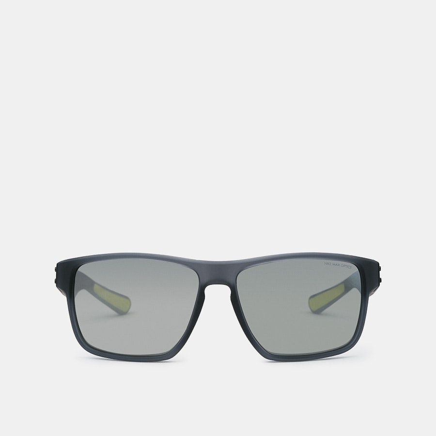 negro inventar Incentivo Nike Mavrk Sunglasses Photos | Eyewear | Sunglasses | Drop