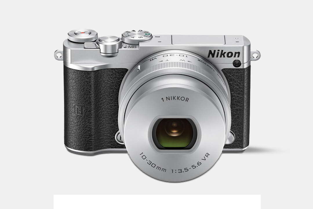 Nikon 1 J5 Mirrorless Camera w/ 10–30mm Lens