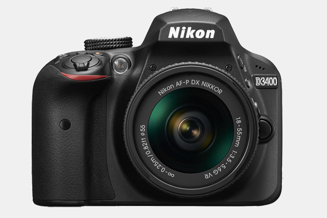 Nikon D3400 w/ AF-P DX 18-55mm f/3.5-5.6G VR Lens
