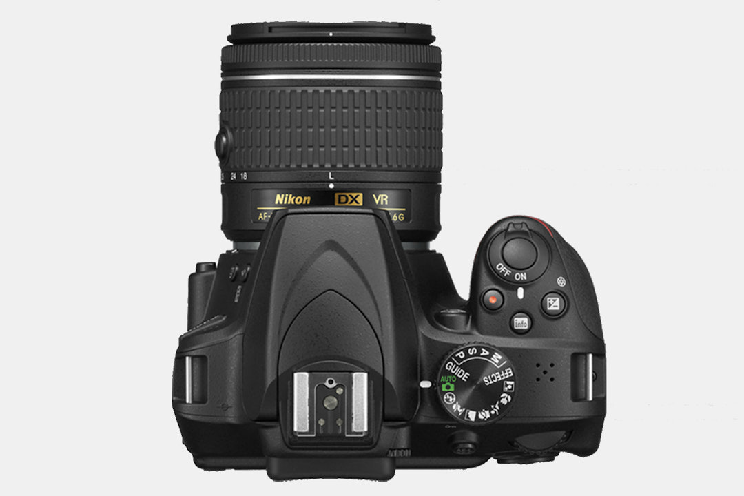 Nikon D3400 w/ AF-P DX 18-55mm f/3.5-5.6G VR Lens
