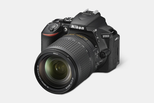 Nikon D5600 DSLR Camera w/ 18-140mm Lens
