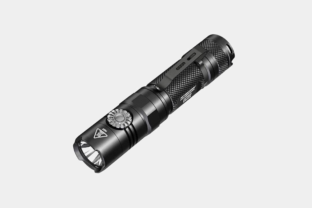 Nitecore EC22 1,000-Lumen Infinite LED Flashlight