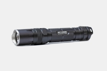 Nitecore SRT5 Detective 750-Lumen Flashlight
