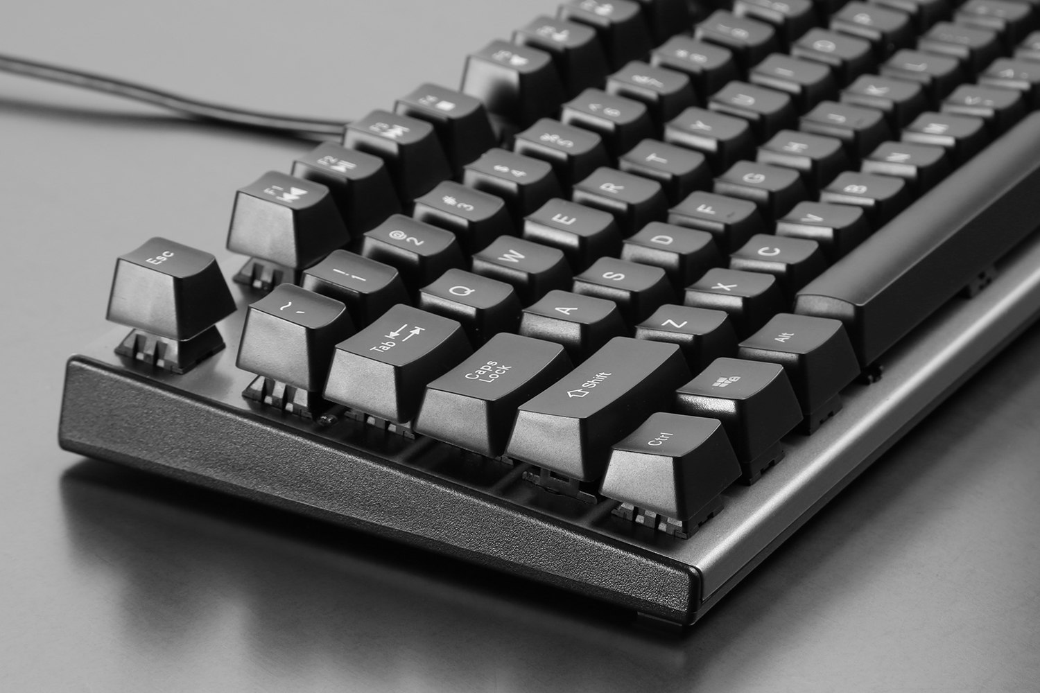 Nixeus Moda V2 Mechanical Keyboard