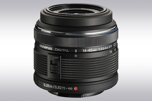 Olympus OM-D E-M5 with 14-42mm Lens (Black)