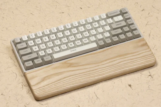 Ondesk Fraxinus Wood Wrist Rest