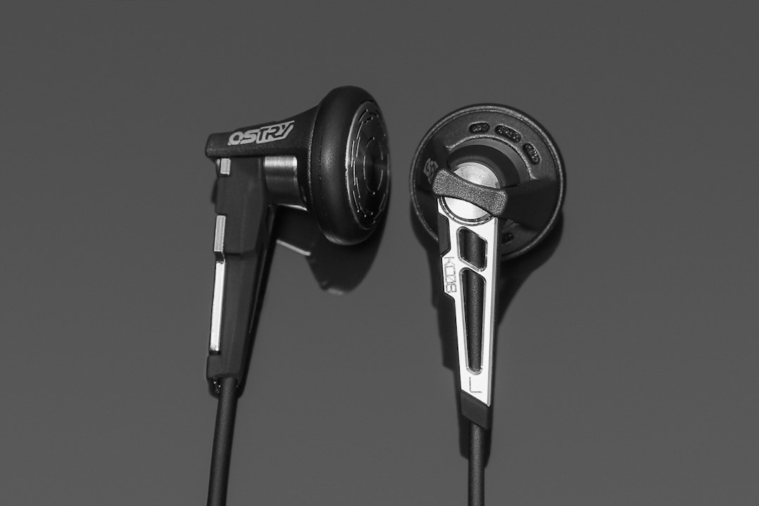 Ostry KC08 and KC08T Earbuds