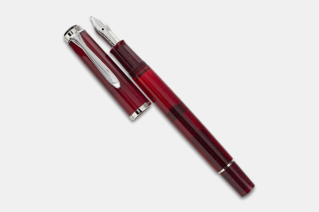 Pelikan M205 Star Ruby Special-Edition Fountain Pen